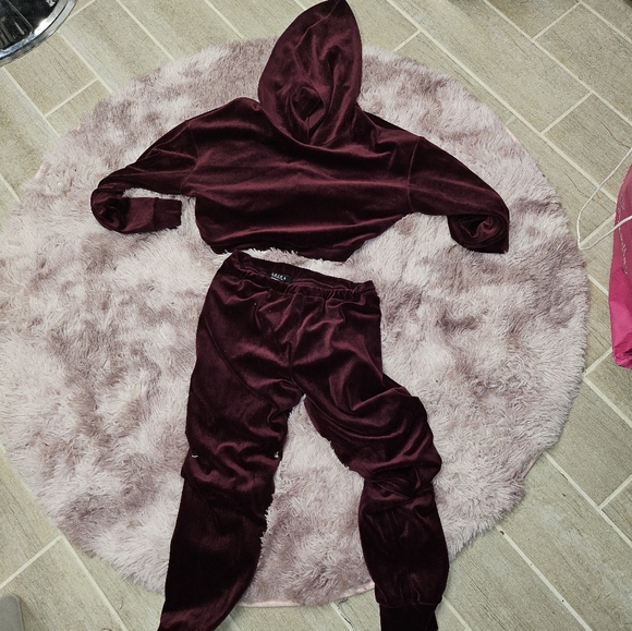 Two piece crop Velour jogging set - Picture 2 of 2